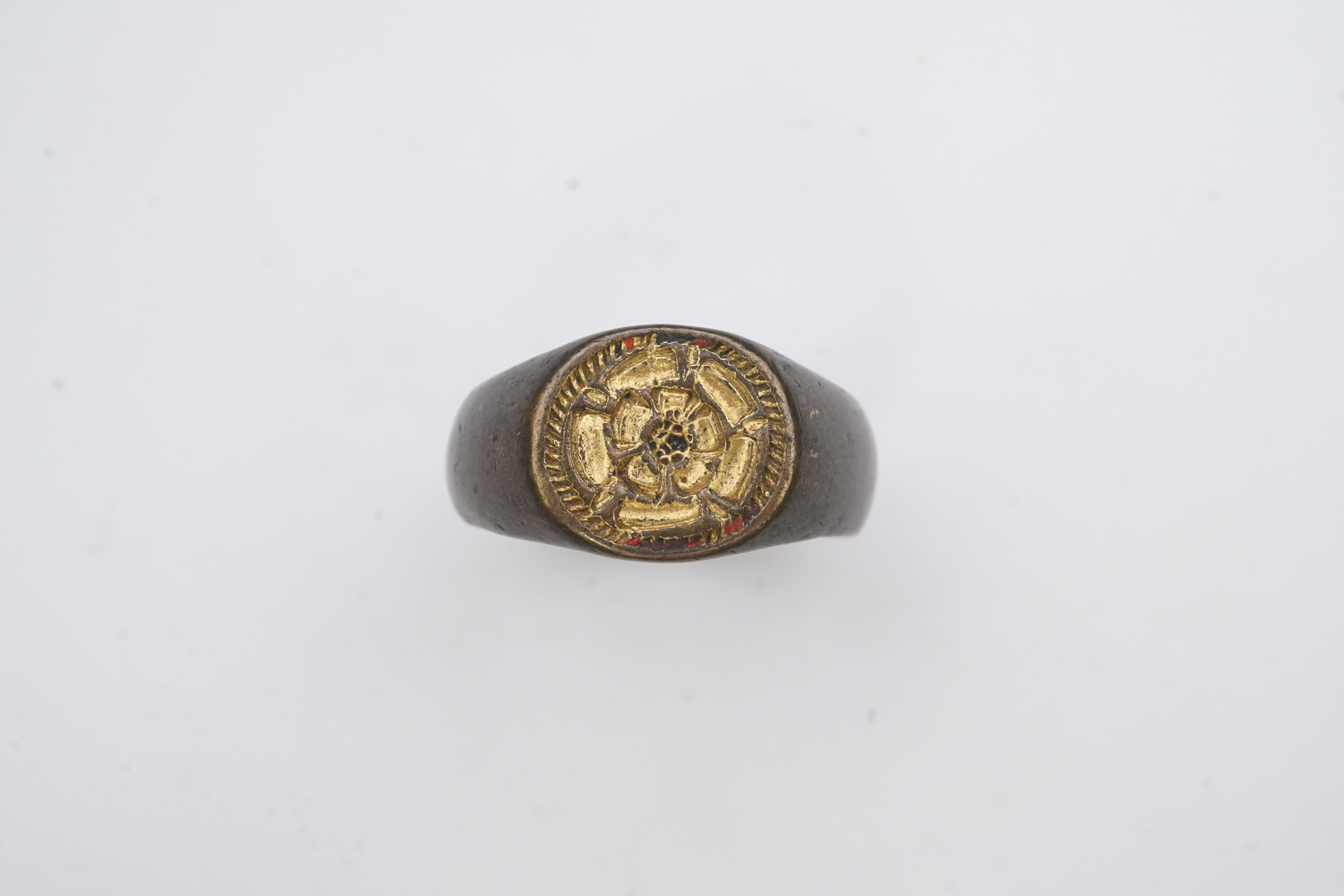 A fine Tudor gilt bronze signet ring, England, late 15th/early 16th century